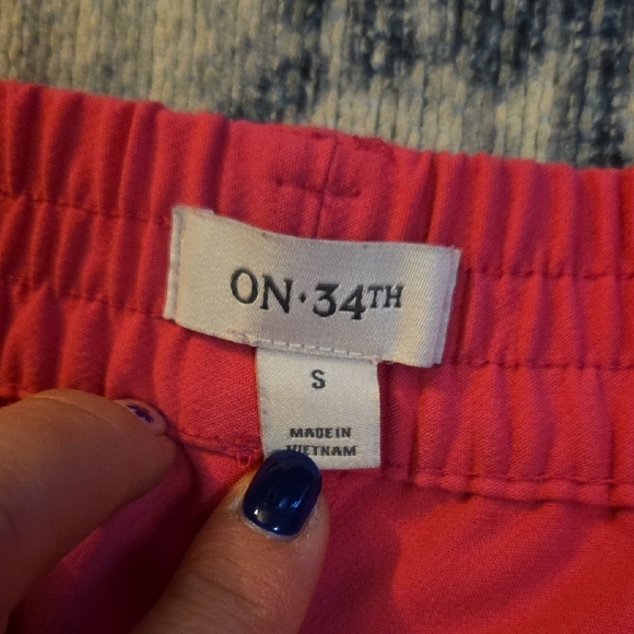 Pink Pants - Picture 2 of 3